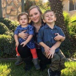 Meet your Posher, Kendra